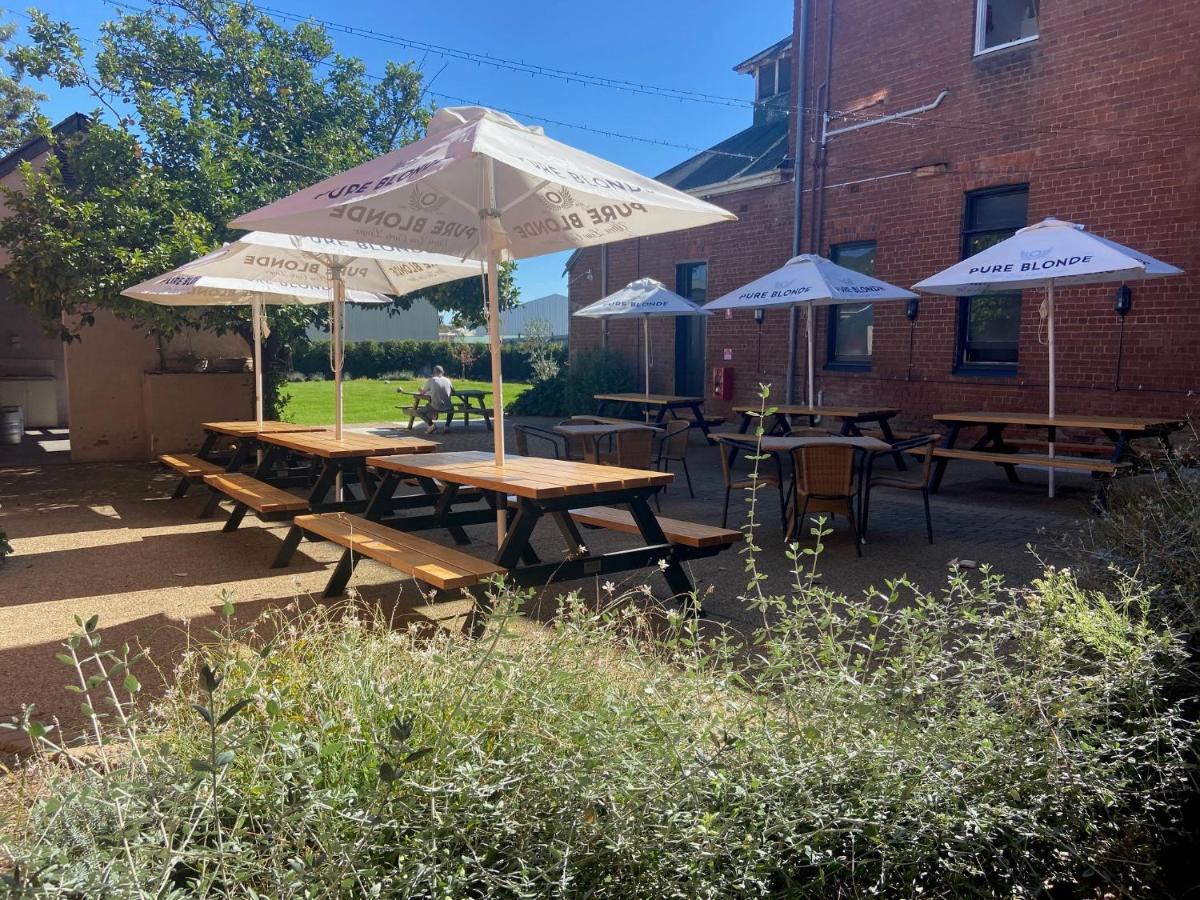 Hotel Junee Hotel