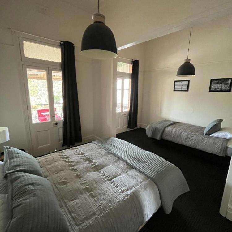 Hotel Junee Hotel